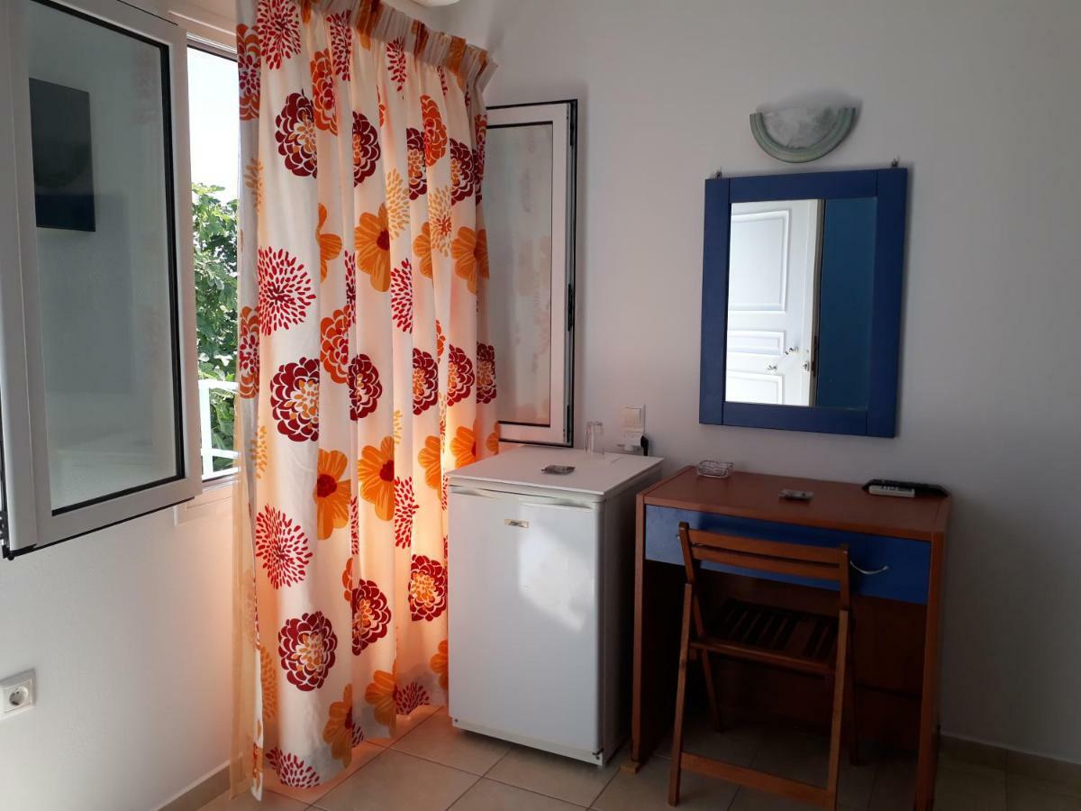 Iremia Rooms Adamantas  ภายนอก รูปภาพ